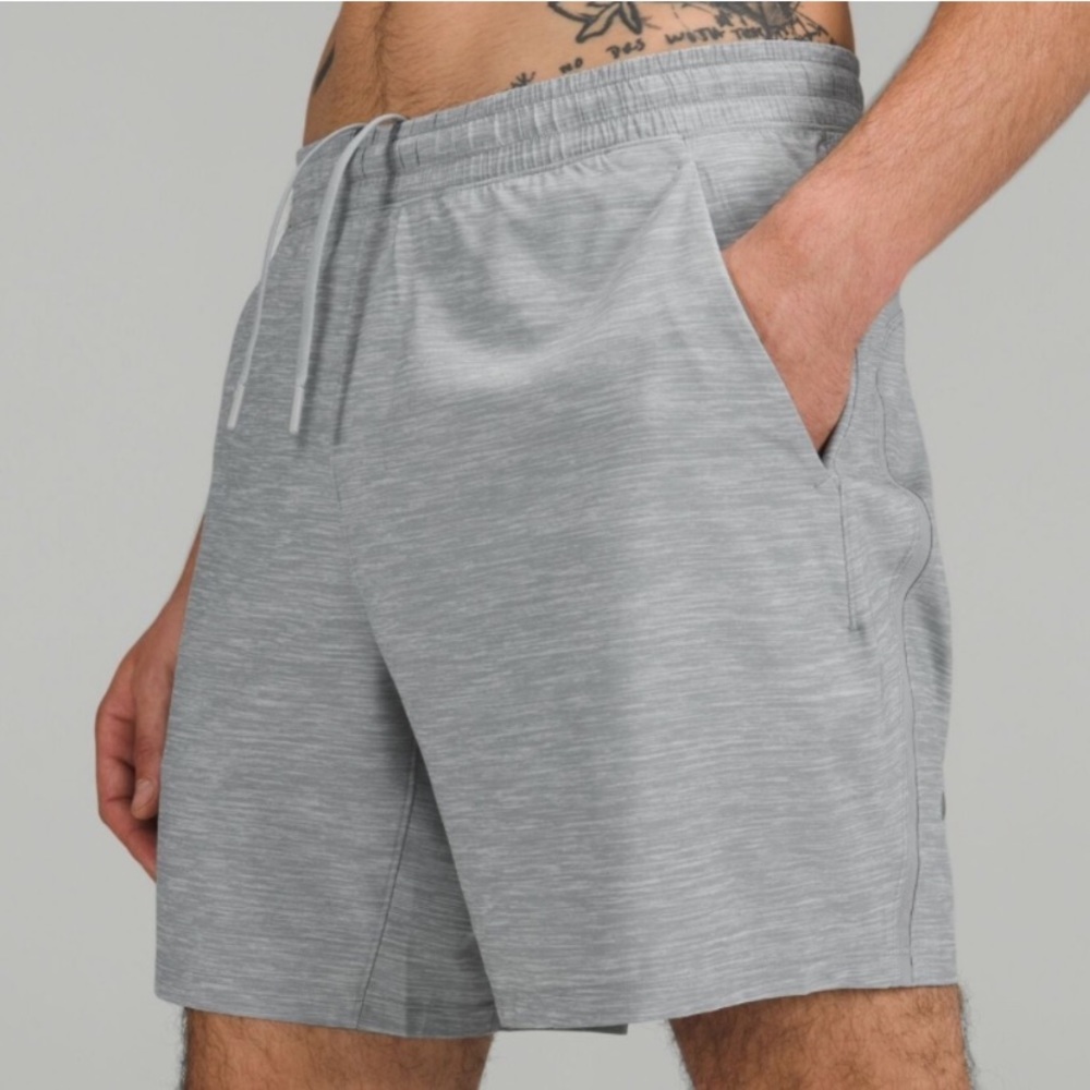Lululemon Pace Breaker Lined 7” Large